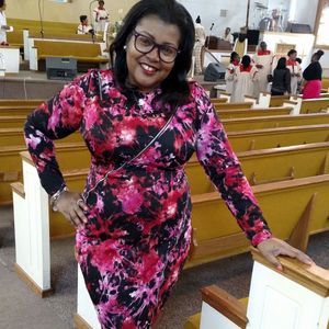 Meet your Posher, Felicia