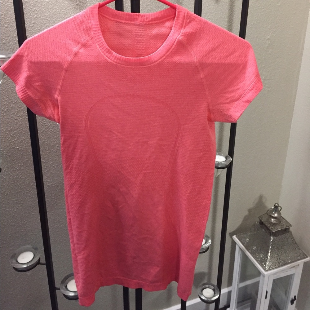 Lululemon shirt