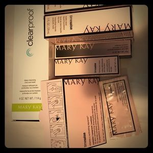 Mary Kay Skincare & Makeup Lot (NEW Vit C Squares)