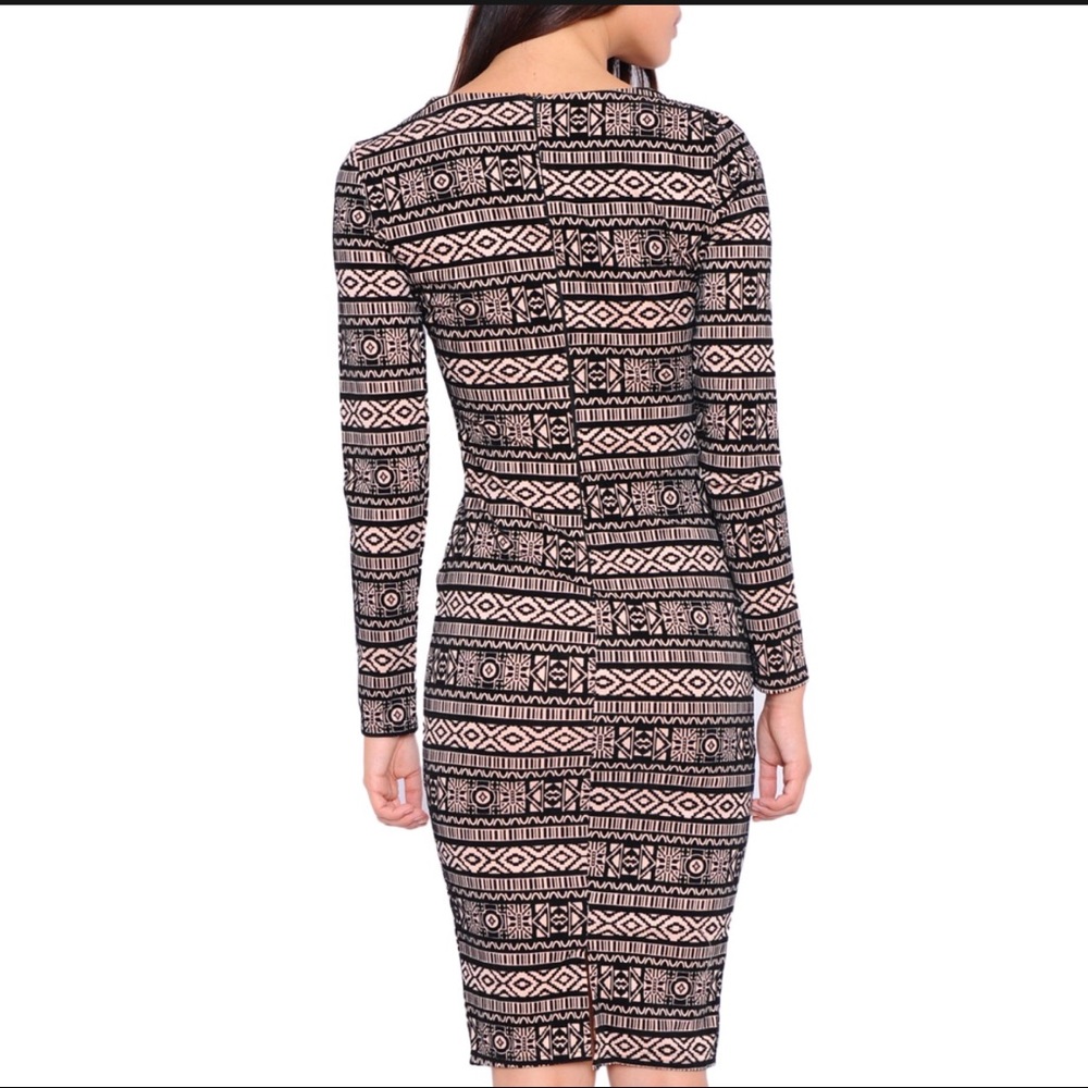Cotton Knit Long Sleeve Dress ✨HP✨ - Picture 2 of 4