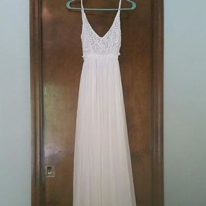 NWT Boho backless Maxi dress