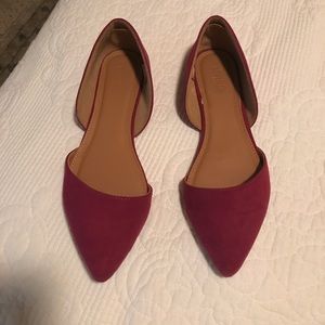 Pointed toe flats
