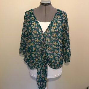 Jessica Simpson button up floral blouse shall
