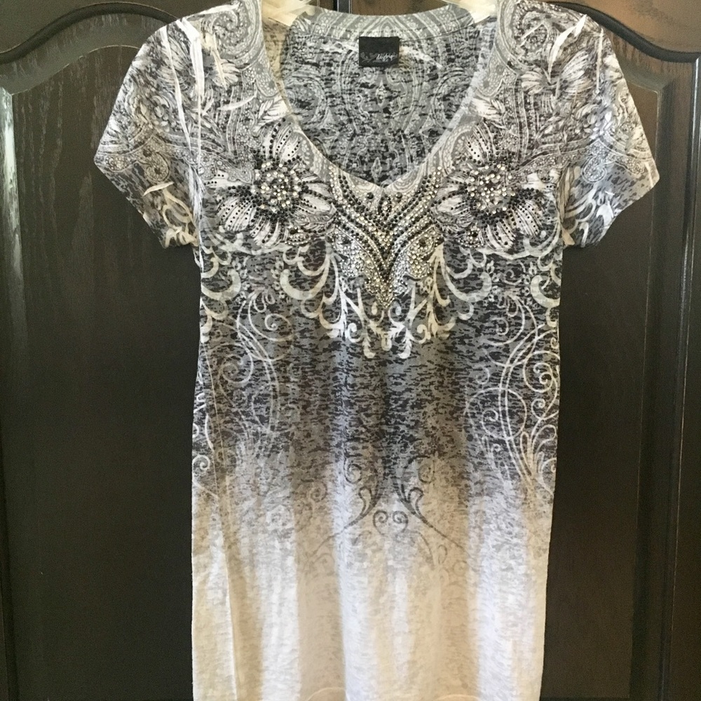 Daytrip shirt sleeve tee