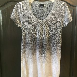 Daytrip shirt sleeve tee