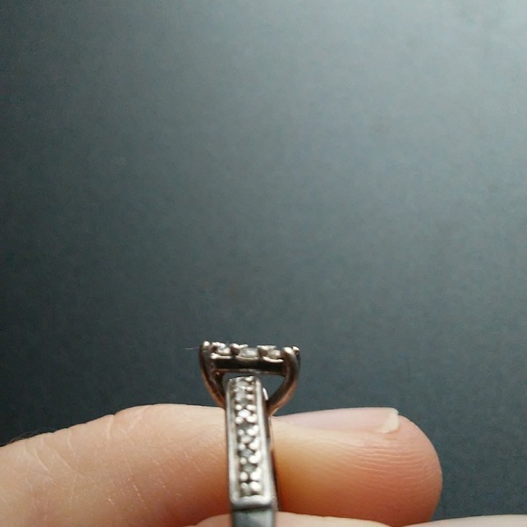 Wedding Rings - Picture 3 of 4
