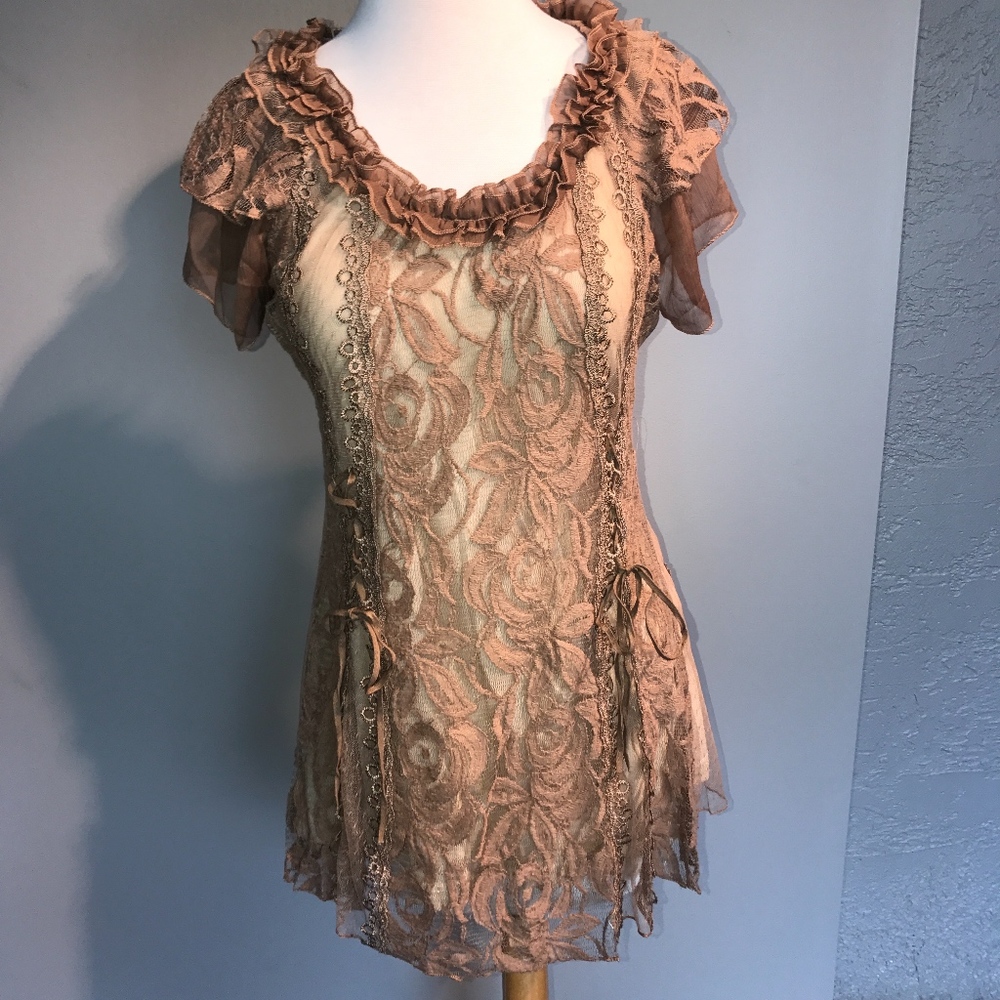 NEW! Scully feminine beautiful blouse