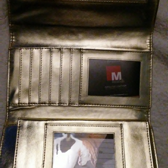 Wallet - Picture 4 of 5