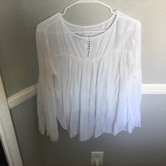 A white long sleeve flowy shirt - Picture 3 of 3