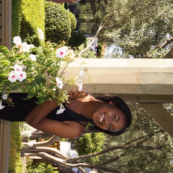 Meet your Posher, Dayna - Picture 1 of 1