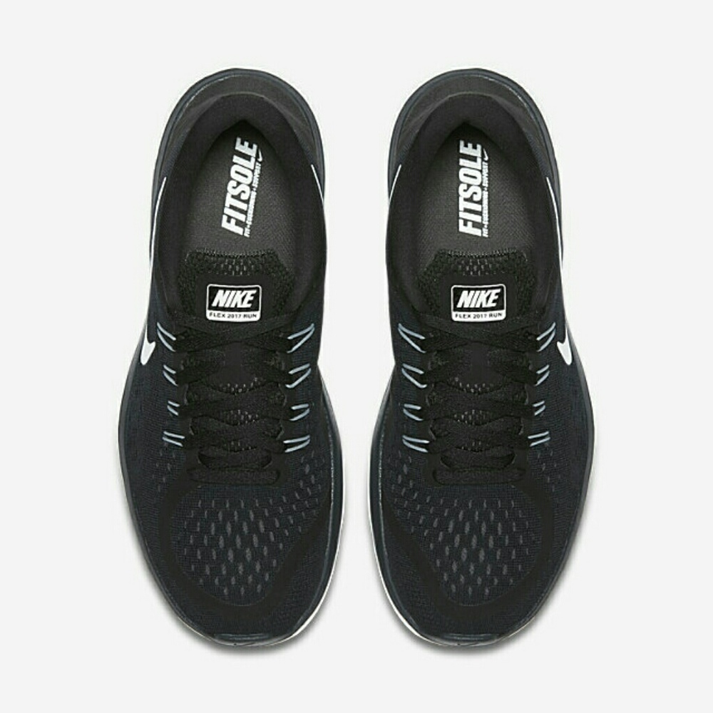 Nike flex 2017 running shoe