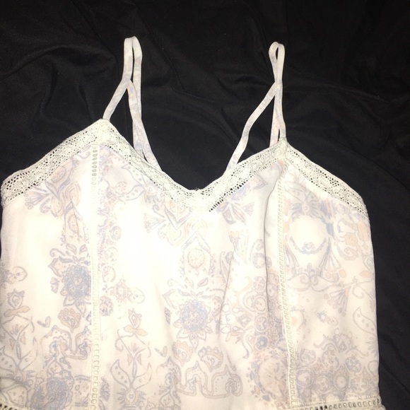 Kendall & Kylie romper 😍🙌🏻 - Picture 2 of 5