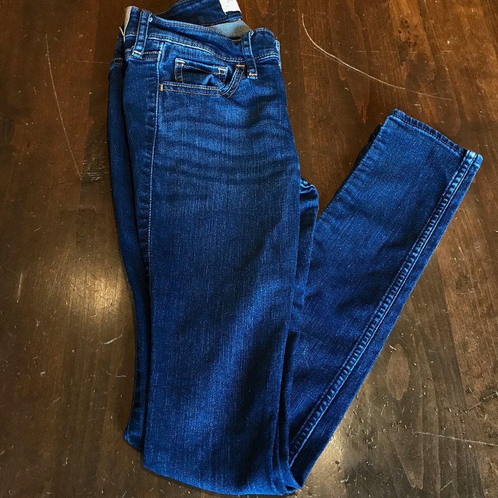Hollister skinny jeans