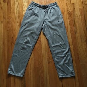 Nike Therma Fit Sweatpants Men's Large