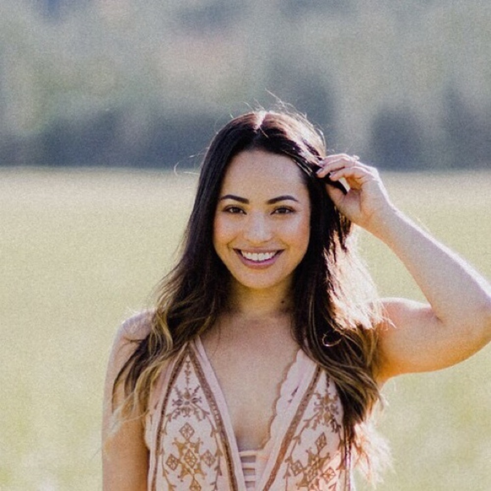 Meet your Posher, Mariela