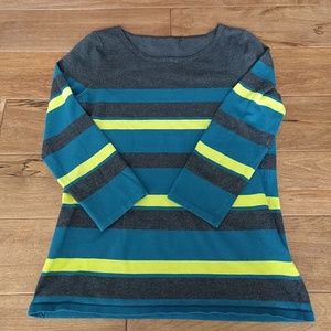 Cute 3/4 sleeve striped sweater
