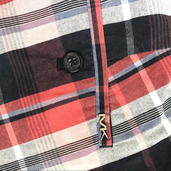 Men's Michael Kors shorts - Picture 4 of 5