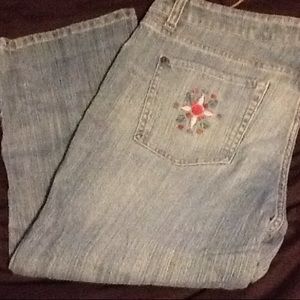U.S. Polo Association Jeans Capri’s Embroidered Back Pockets