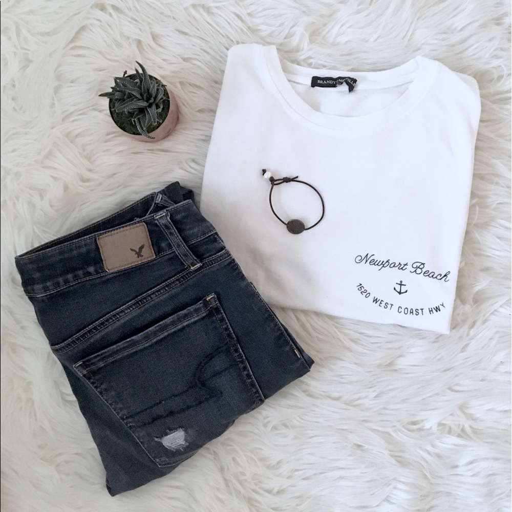 🐟Brandy Melville Crop Tee🐟