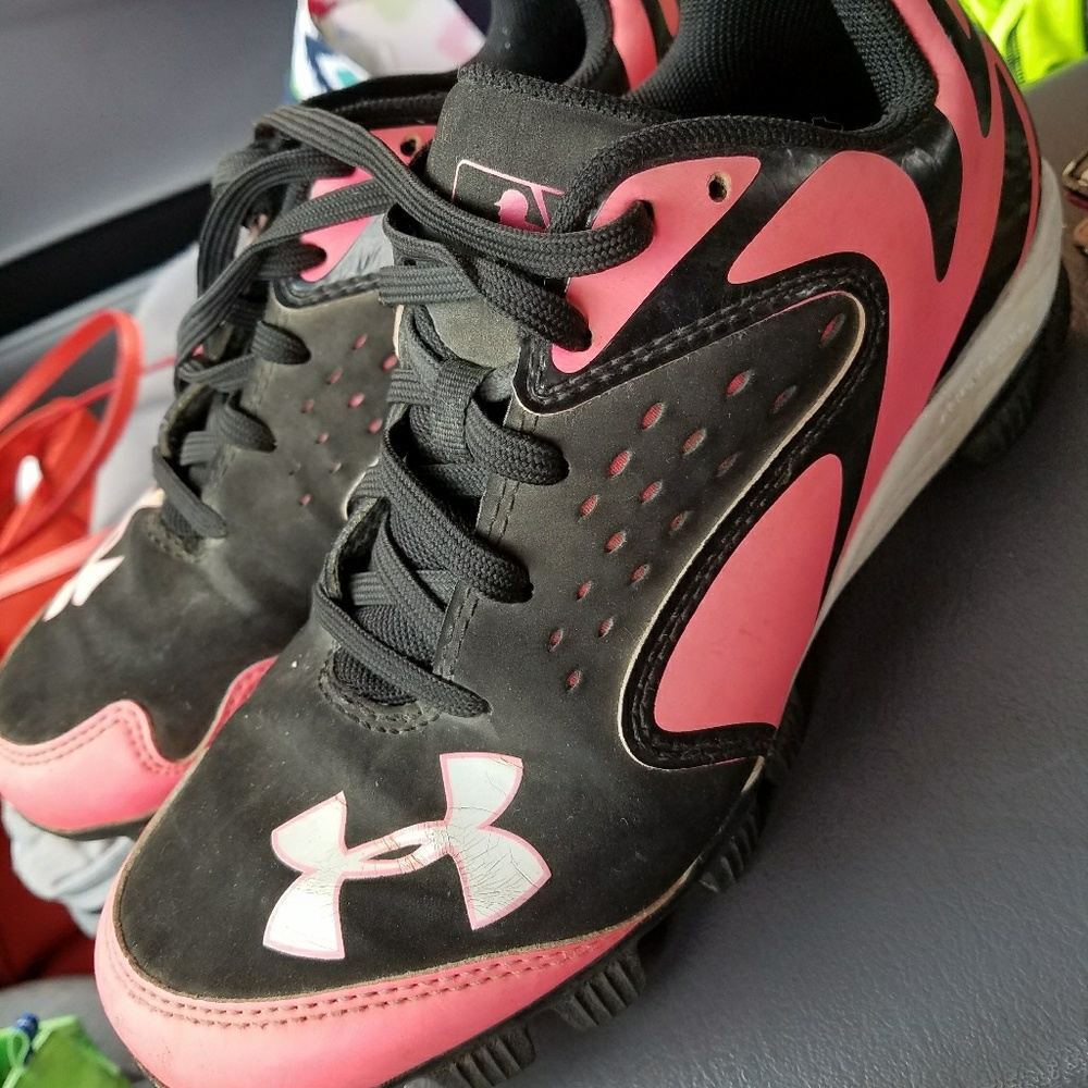 Girls Under Armour Ball Cleats