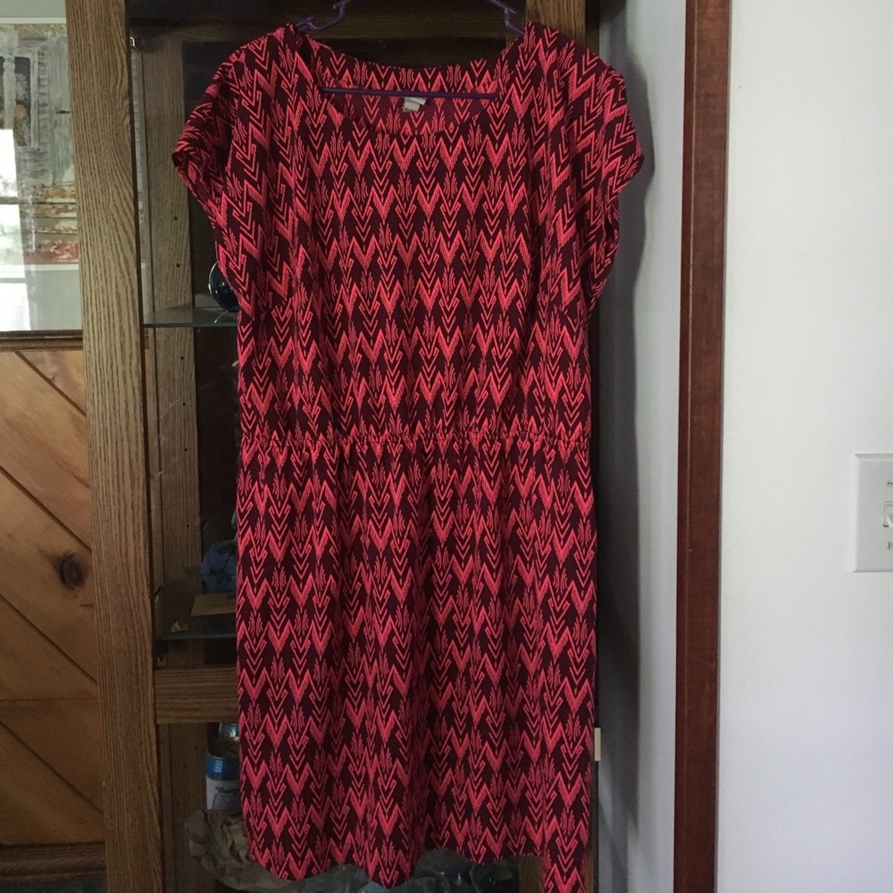 Women's Red Pattern Dress Size XL