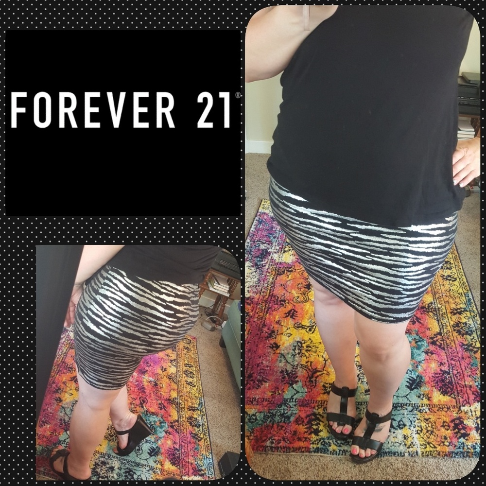 Forever 21 silver zebra pencil skirt