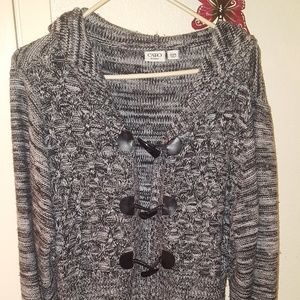 Cozy long black and white sweater