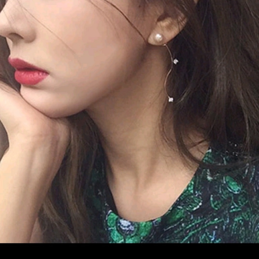 Crystal Pearl Earrings