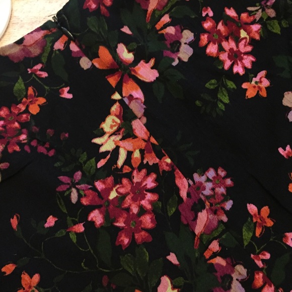 ❤️❗️Last 2! S-M stunning black Floral boho dress - Picture 8 of 8