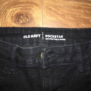 Black Old Navy skinny jeans
