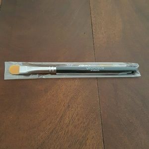 New Younique Cream Shadow Brush