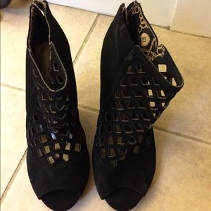 CHRISTIAN SIRIANO for Payless heels! Size 8!