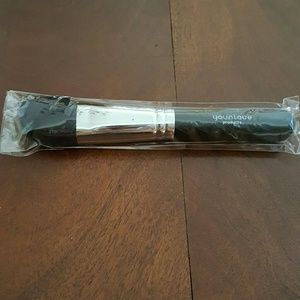 New Younique Blusher Brush