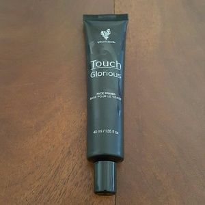 Younique Touch Glorious Face Primer