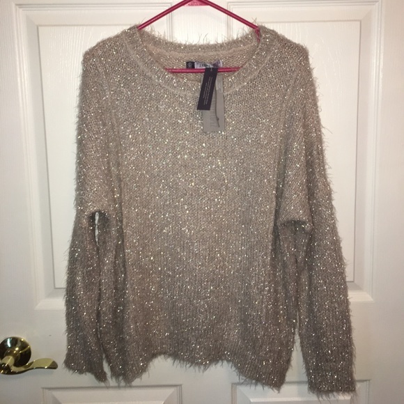 Jennifer Lopez sweater - Picture 1 of 7