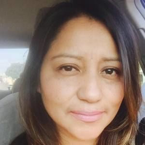 Meet your Posher, Cari