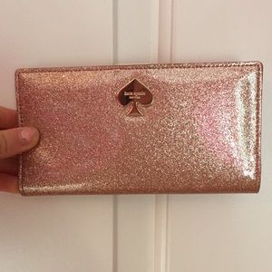 Kate Spade Wallet - rose gold