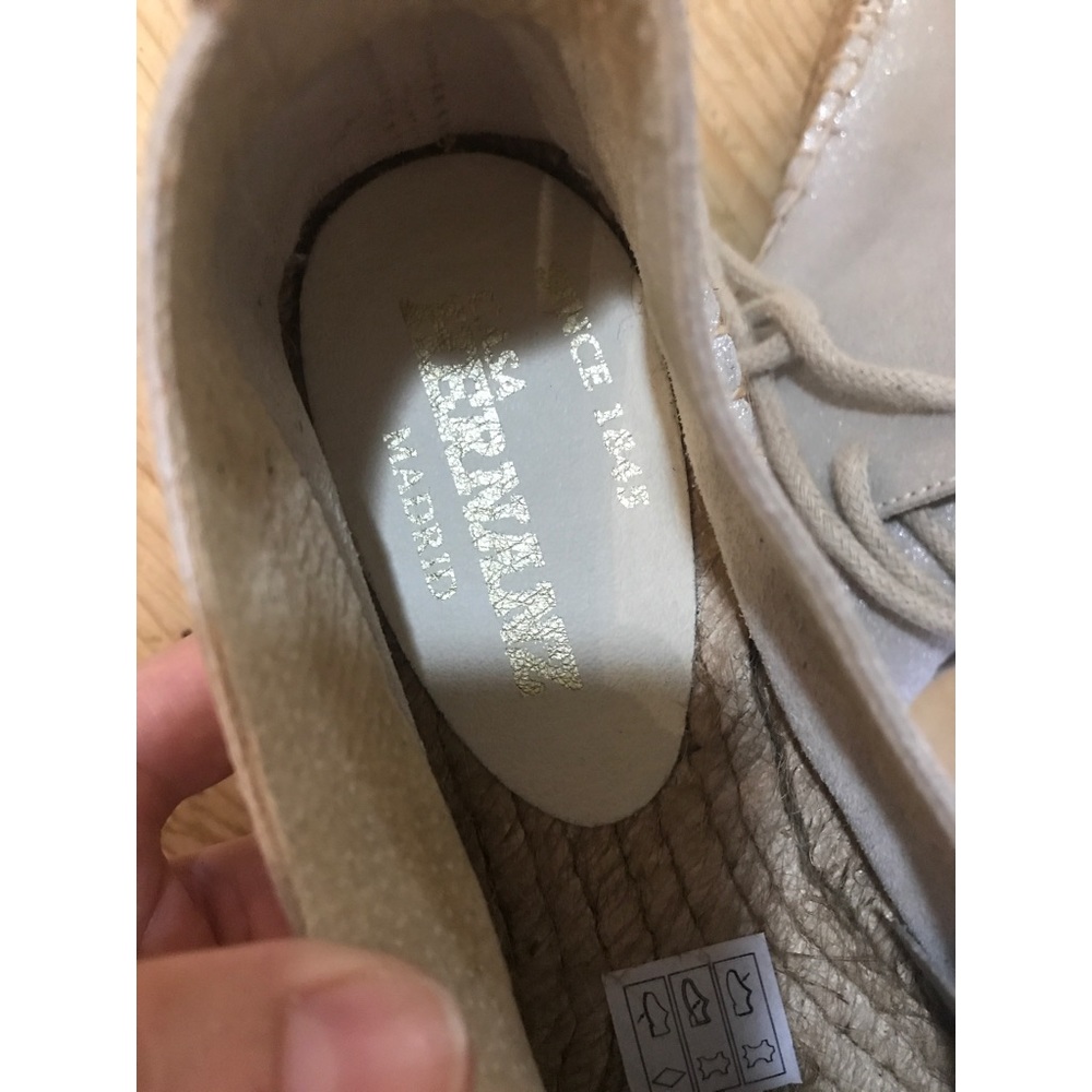 Light Silver Gold Espadrilles - Picture 4 of 4