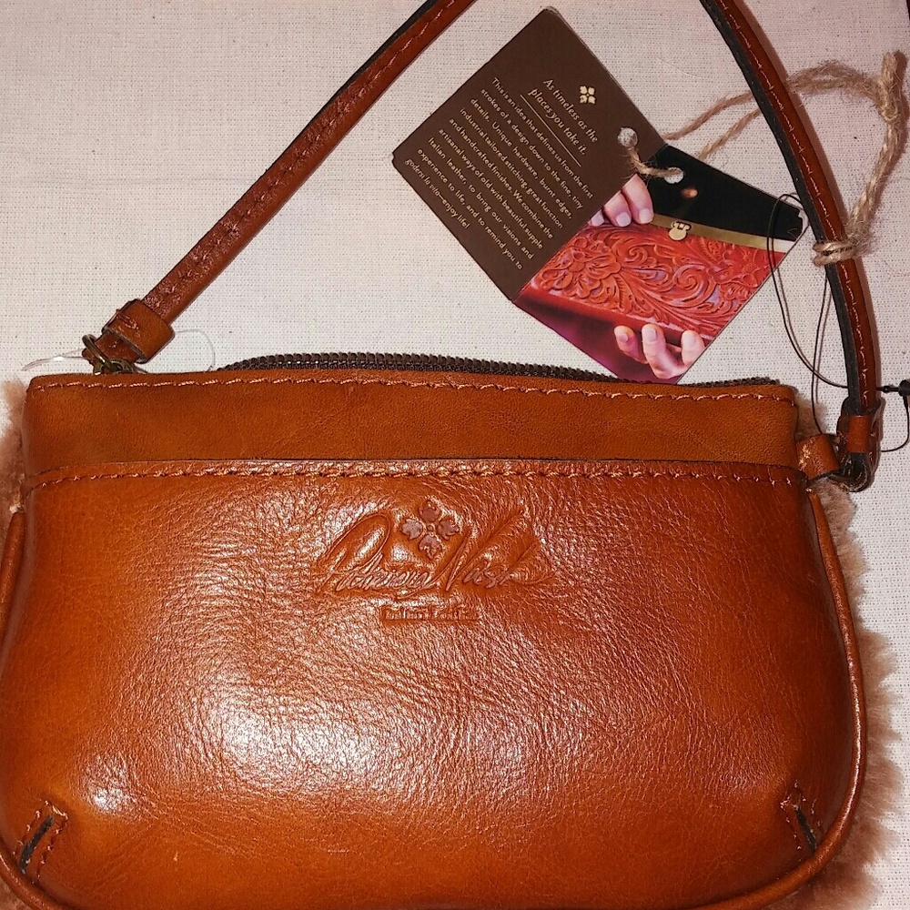 Patricia Nash wristlet leather TAN