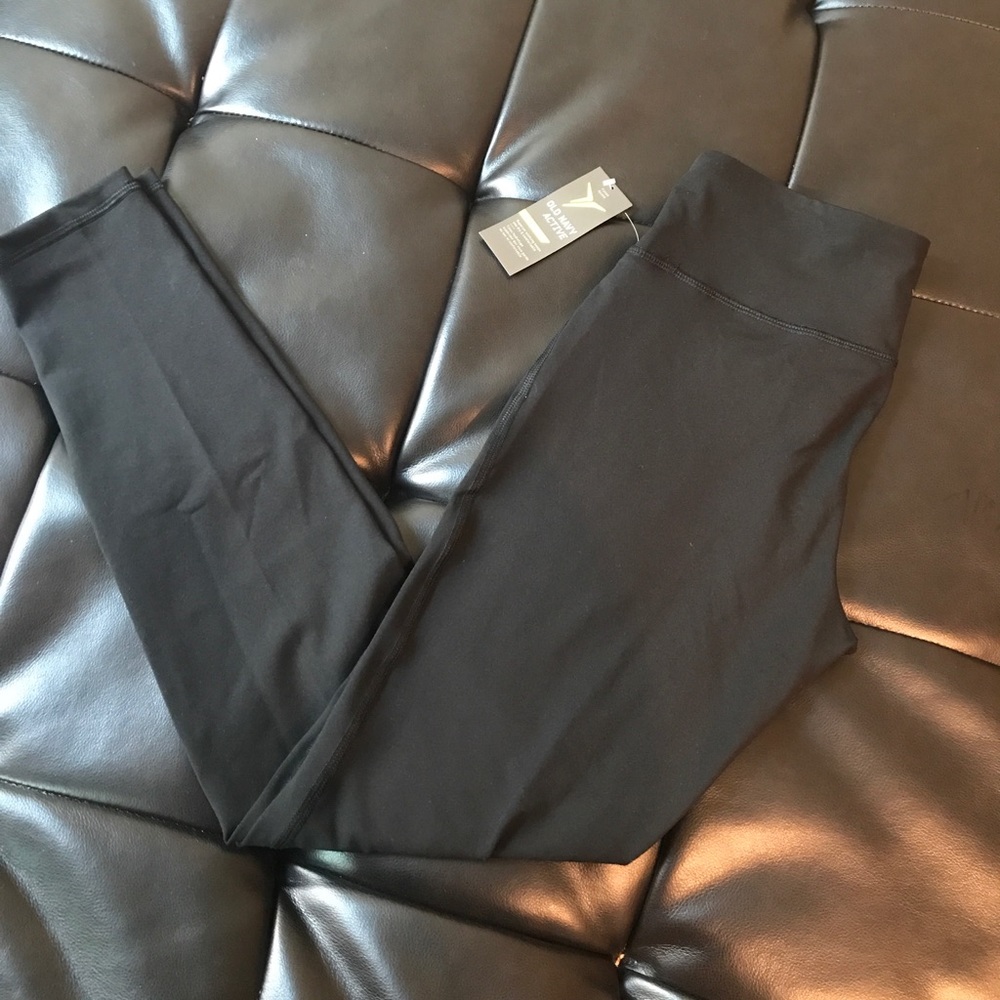 Black stretch leggings