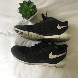 Nike Free 5.0 black and white sneakers