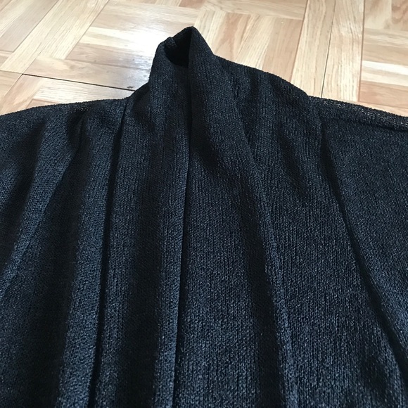 Cardigan - Picture 2 of 4