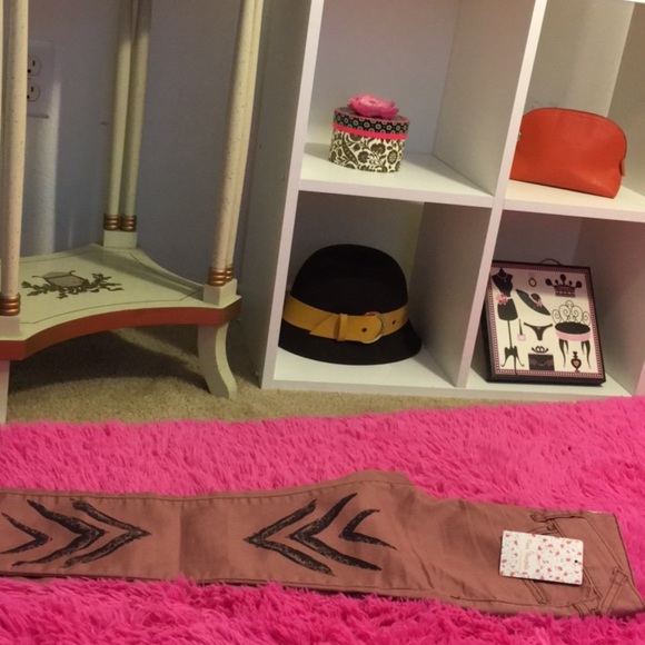 ♥️NEW FREE PEOPLE DUSTY ROSE JEANS SIZE: 25 - Picture 2 of 5