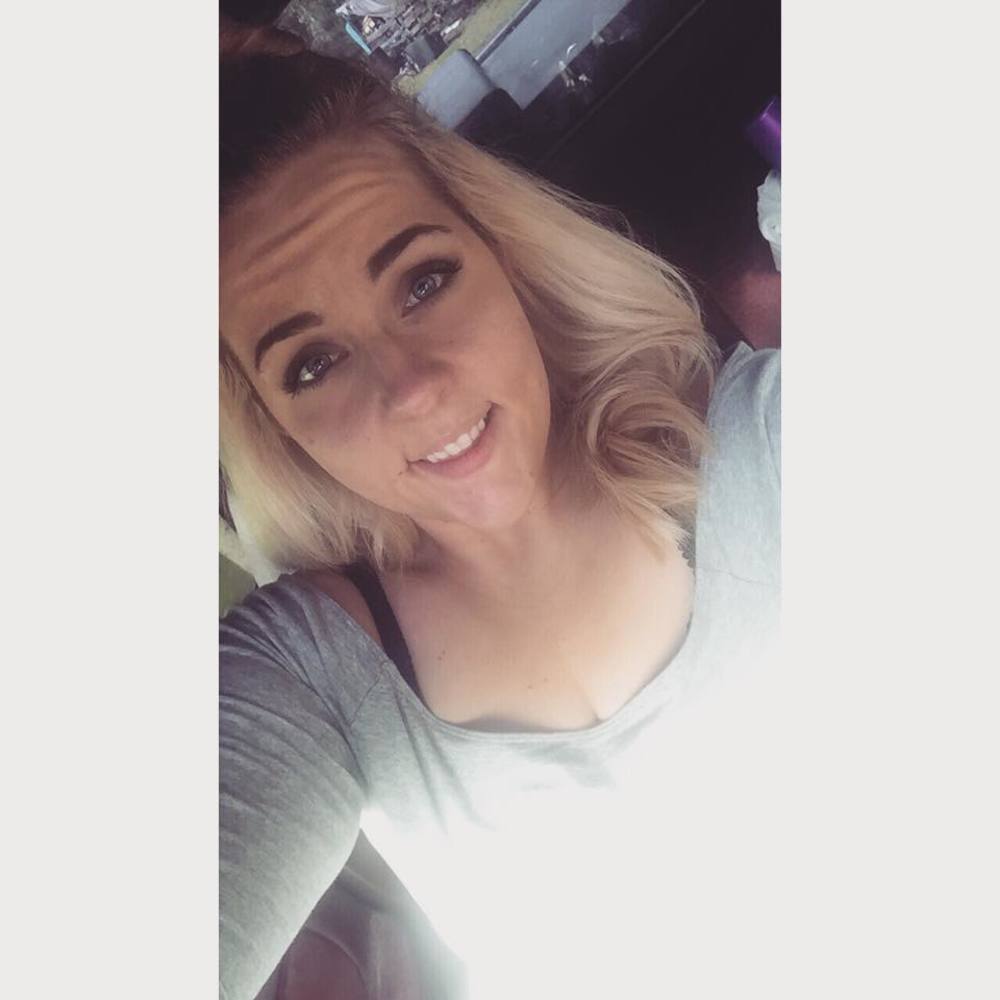 Meet your Posher, Whitney