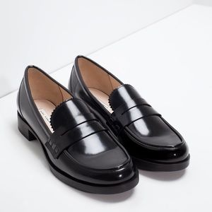 Zara Women Black Patent Leather Loafer Moccasins