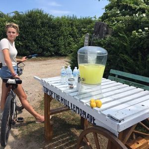 Meet your Posher, Brooke