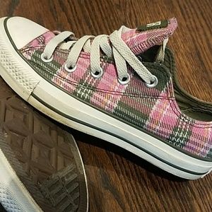 checkered chucks