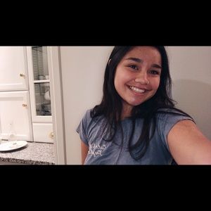 Meet your Posher, Noela