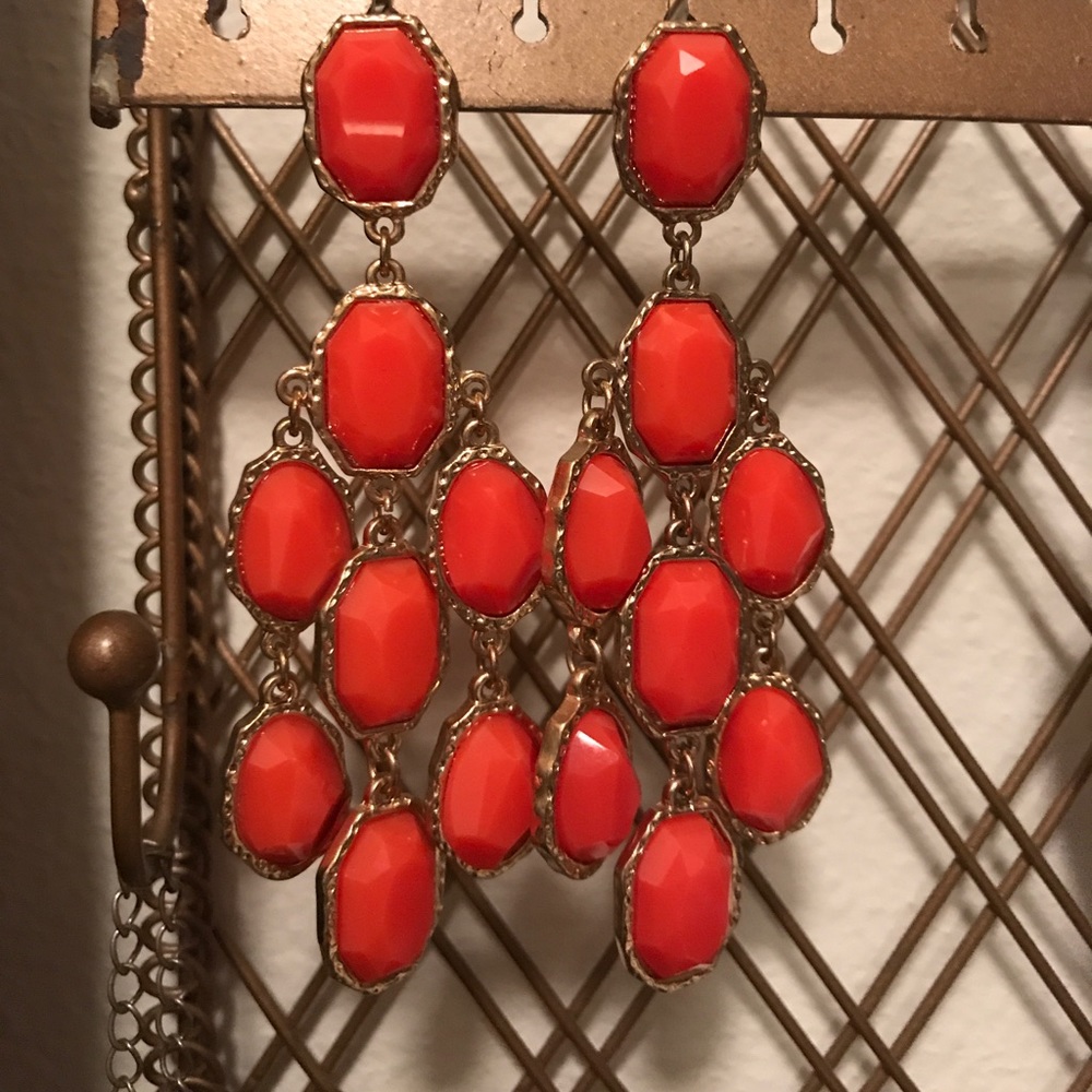 🌹 Red chandelier drop earrings