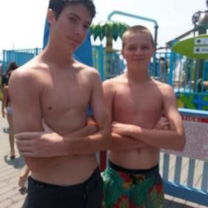 Meet your Posher, Evan